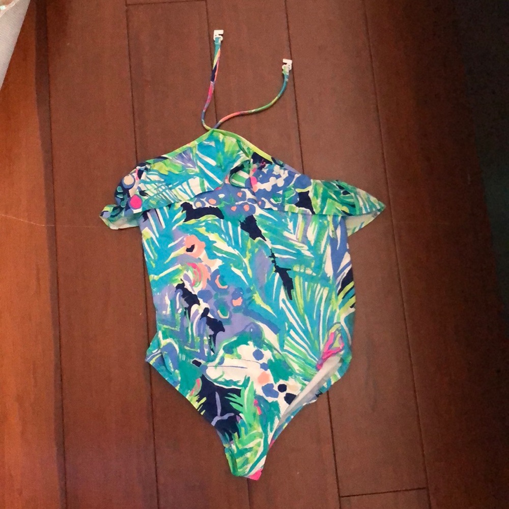 Cute halter Lily Pulitzer bathing suit